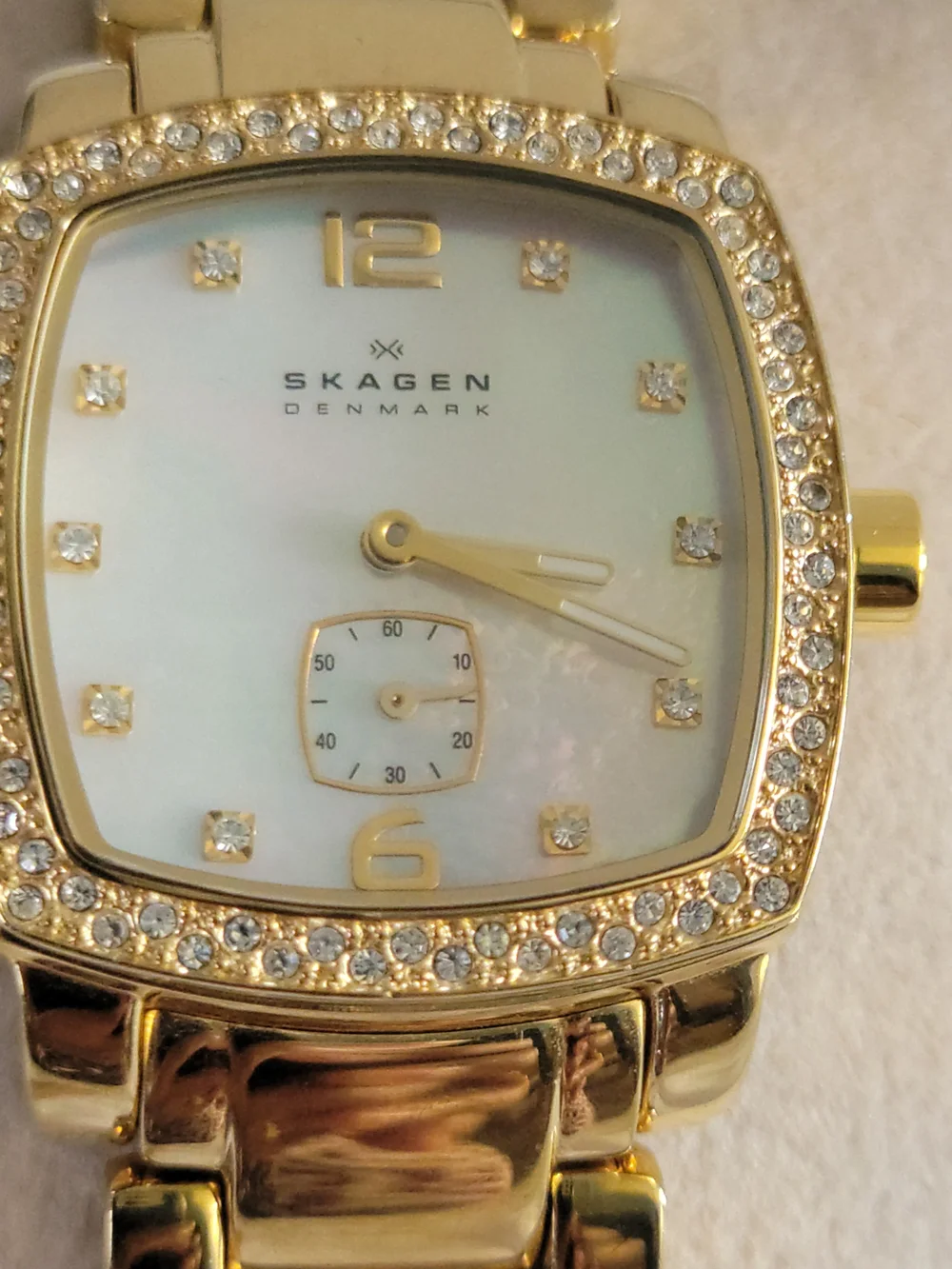 Skagen Denmark MOP Dial Swarovski Crystal Watch ($189 Original)